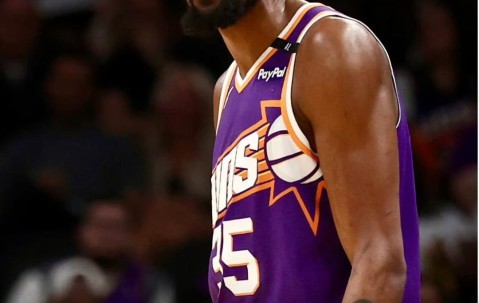 爱游戏体育-关于杜兰特连续二十场比赛得分超过败北，中国队不断突破！观众掌声雷动的信息