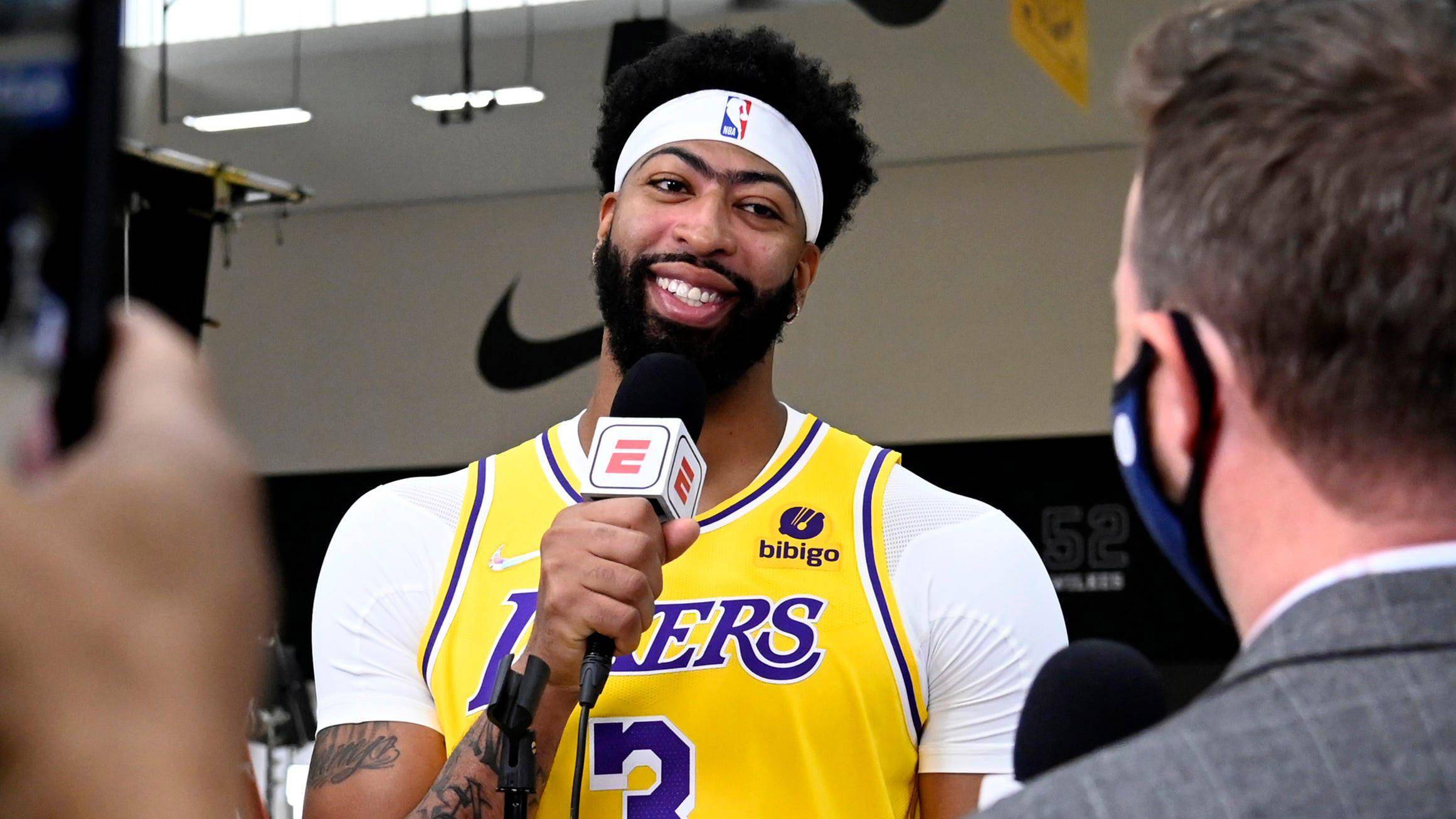  万人迷弱受通关指南［无限流］ 